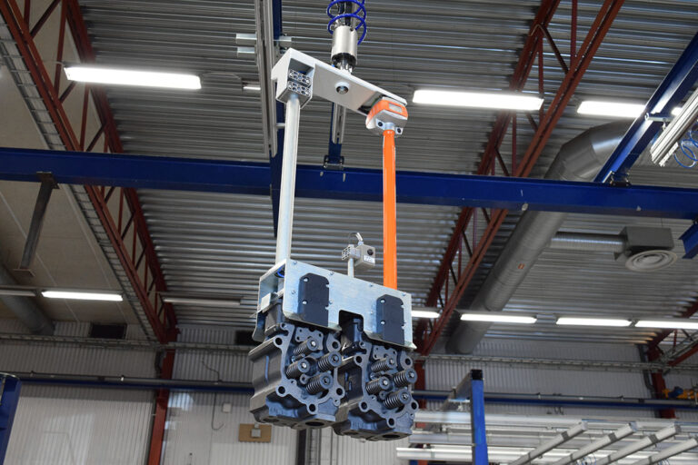 Movomech lifting solution with Sapelem